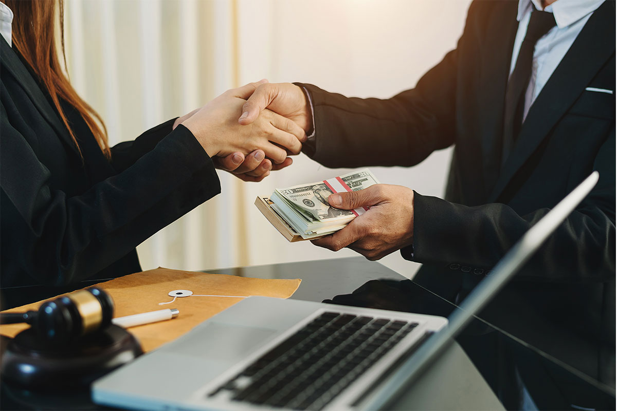 آیا لهستان برای دانشجویان بین‌المللی وام دانشجویی ارائه می‌دهد؟